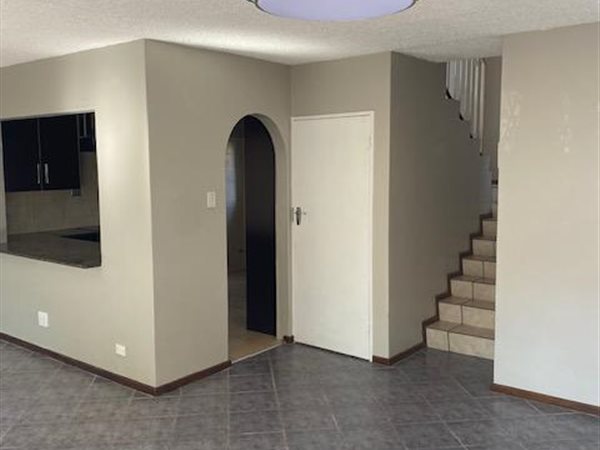 3 Bedroom Property for Sale in Moreleta Park Gauteng