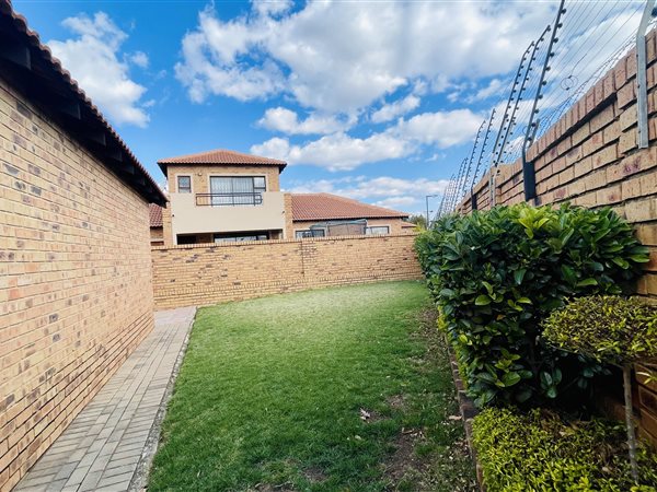 3 Bedroom Property for Sale in Willow Acres Gauteng