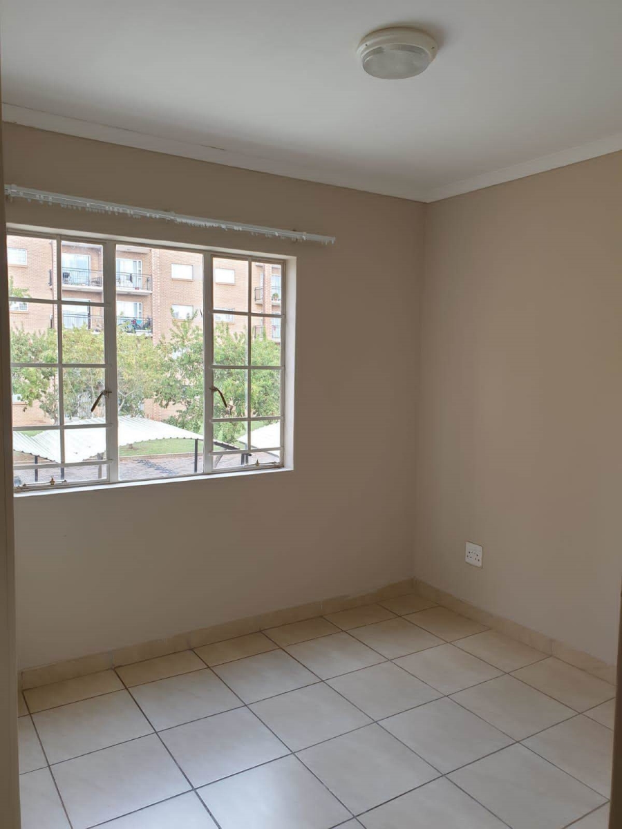 2 Bedroom Property for Sale in Annlin Gauteng