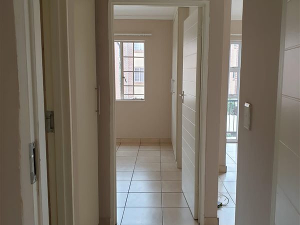 2 Bedroom Property for Sale in Annlin Gauteng