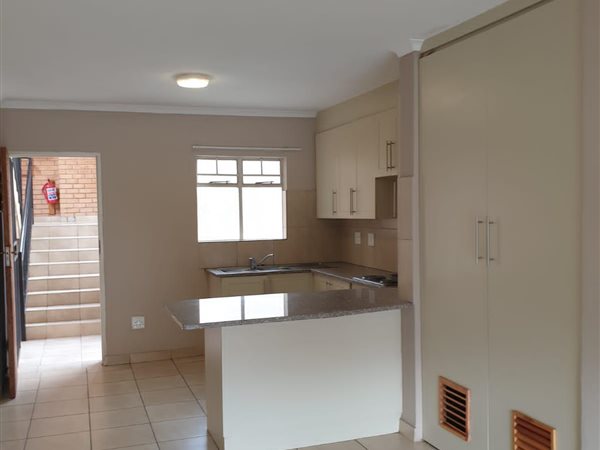 2 Bedroom Property for Sale in Annlin Gauteng