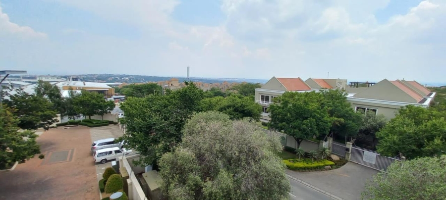 2 Bedroom Property for Sale in Lonehill Gauteng