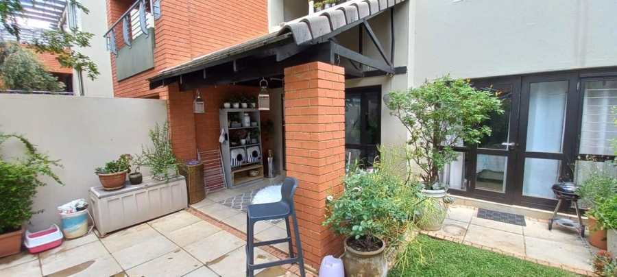 2 Bedroom Property for Sale in Lonehill Gauteng