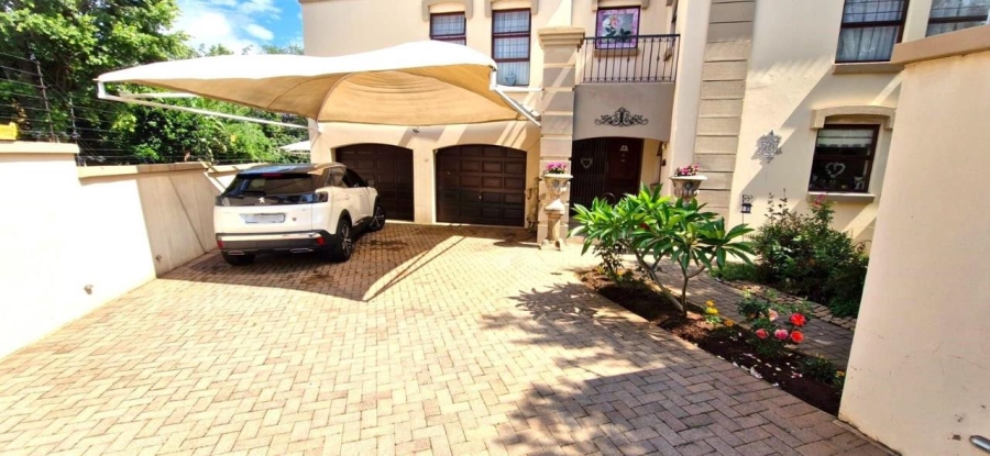 3 Bedroom Property for Sale in Faerie Glen Gauteng