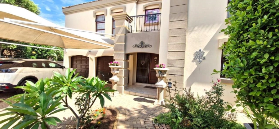 3 Bedroom Property for Sale in Faerie Glen Gauteng