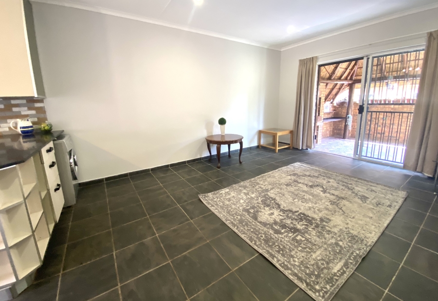 To Let 2 Bedroom Property for Rent in Elarduspark Gauteng