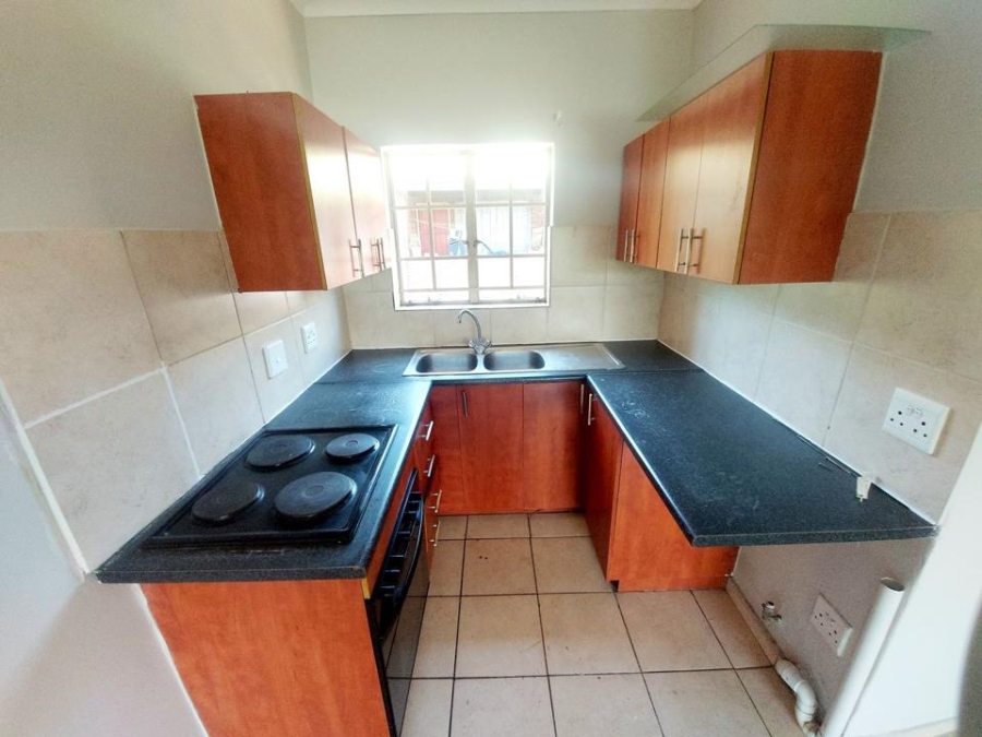 2 Bedroom Property for Sale in Pretoria Gardens Gauteng