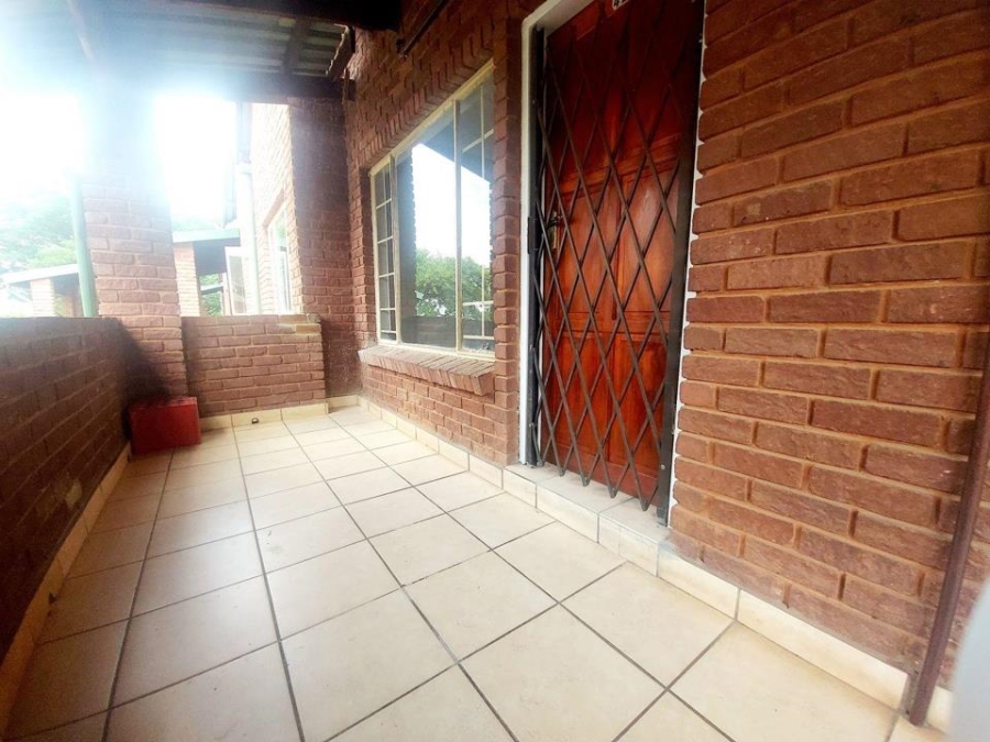 2 Bedroom Property for Sale in Pretoria Gardens Gauteng