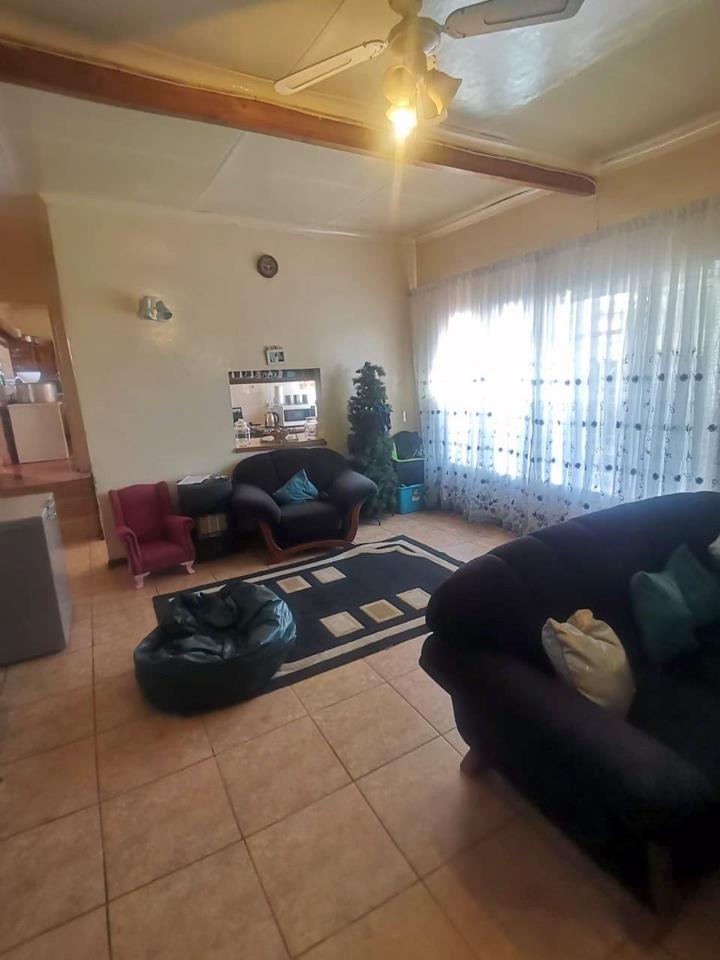 4 Bedroom Property for Sale in Albertskroon Gauteng