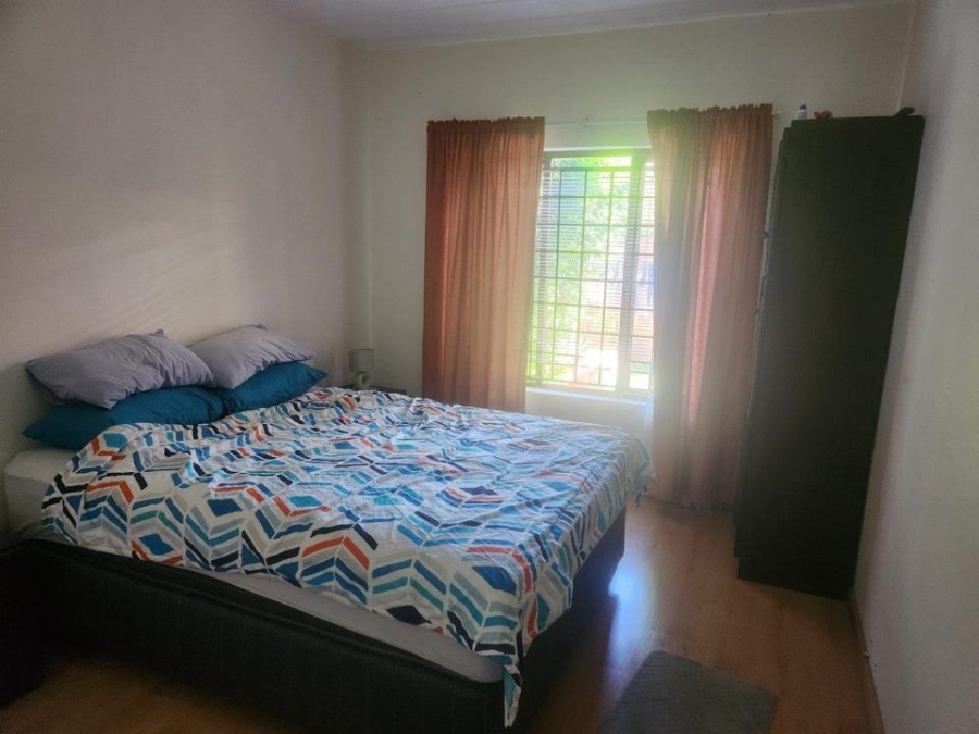 2 Bedroom Property for Sale in Magaliessig Gauteng