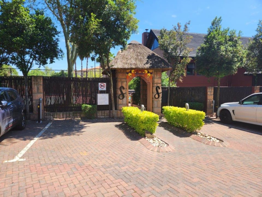 2 Bedroom Property for Sale in Magaliessig Gauteng