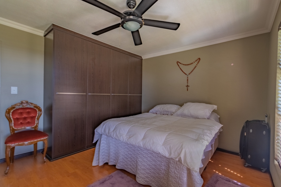 2 Bedroom Property for Sale in Solheim Gauteng
