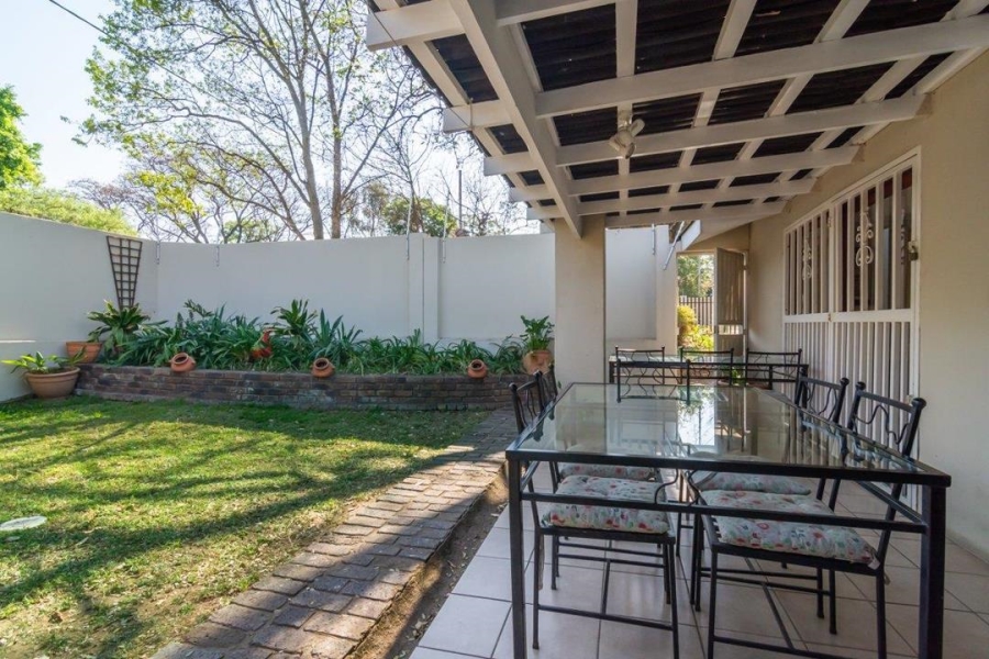 7 Bedroom Property for Sale in Bryanston Gauteng