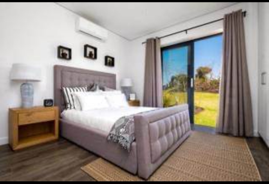 To Let 2 Bedroom Property for Rent in Fourways Gardens Gauteng