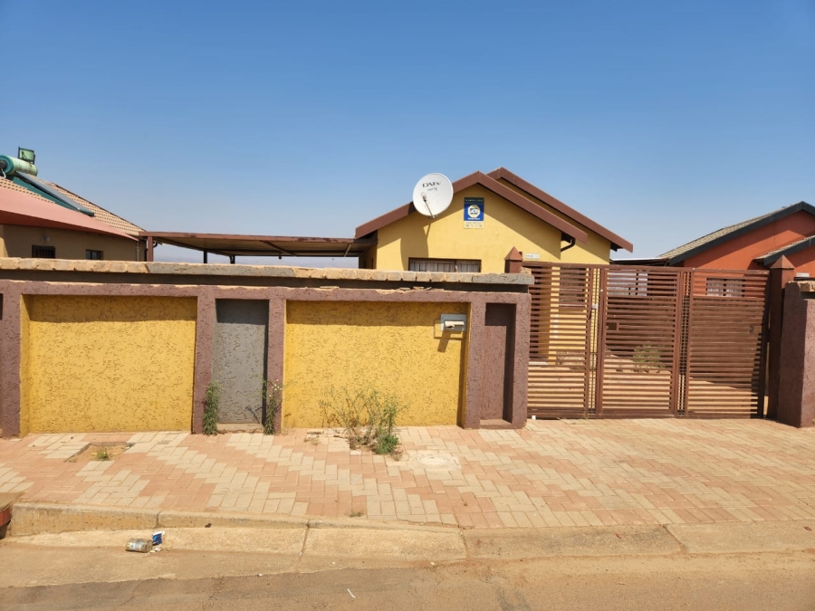 To Let 3 Bedroom Property for Rent in Soshanguve WW Gauteng