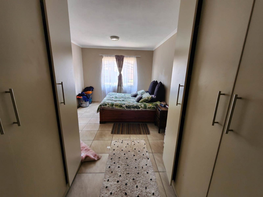 1 Bedroom Property for Sale in Annlin Gauteng