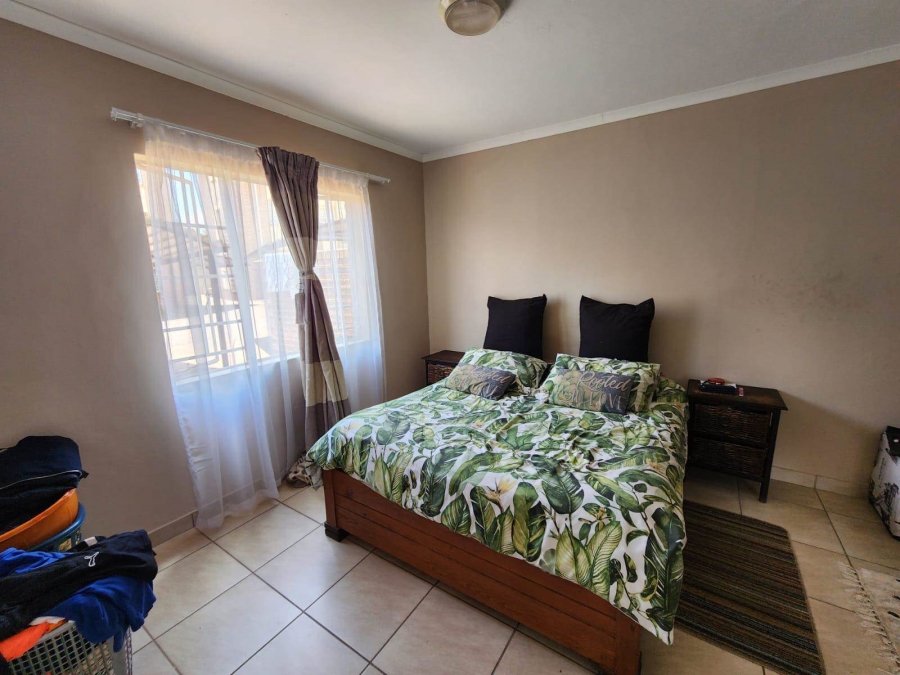 1 Bedroom Property for Sale in Annlin Gauteng