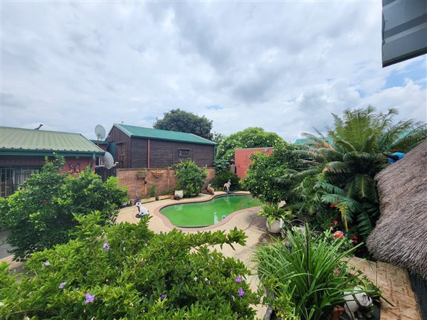 8 Bedroom Property for Sale in Booysens Gauteng