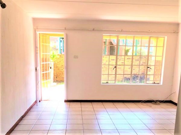 To Let 3 Bedroom Property for Rent in Elardus Park Gauteng