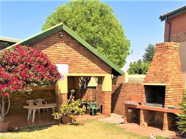 To Let 3 Bedroom Property for Rent in Elardus Park Gauteng