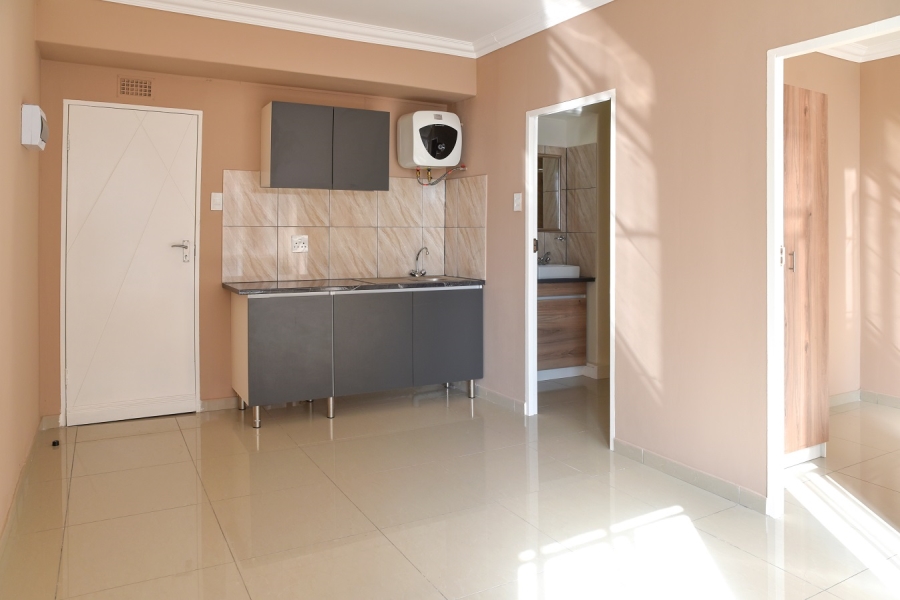To Let 1 Bedroom Property for Rent in Johannesburg Central Gauteng