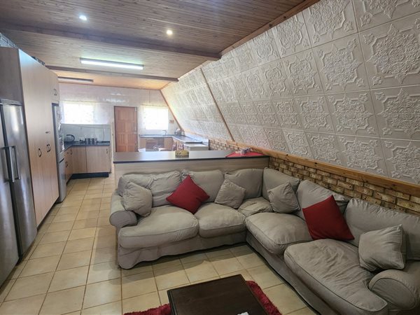 4 Bedroom Property for Sale in Kleinfontein Gauteng