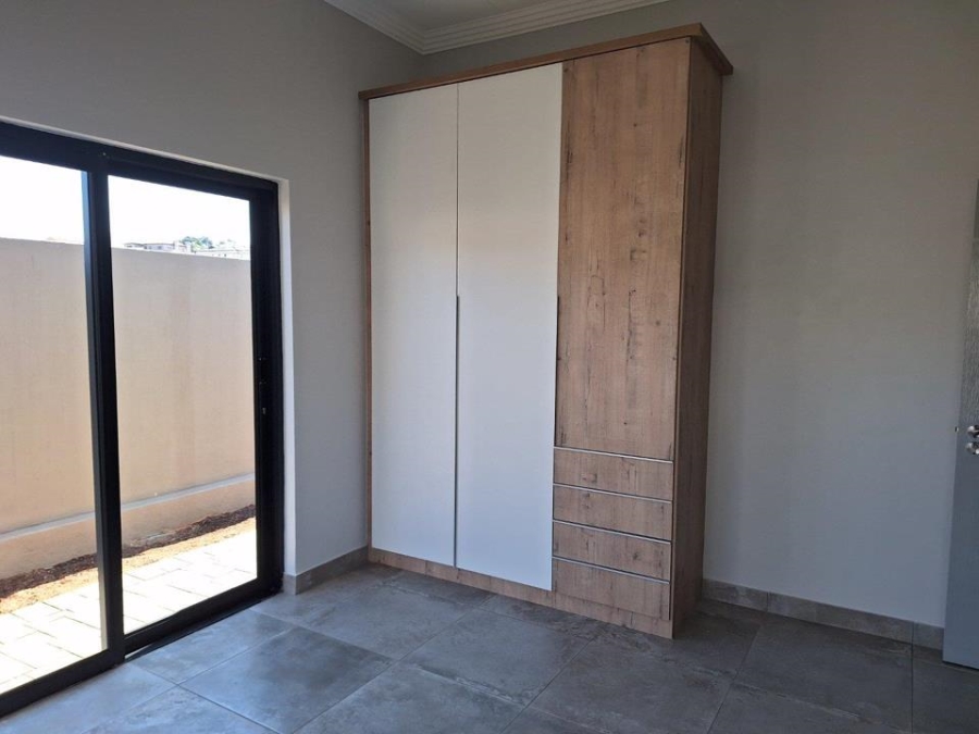5 Bedroom Property for Sale in Chancliff Ridge Gauteng