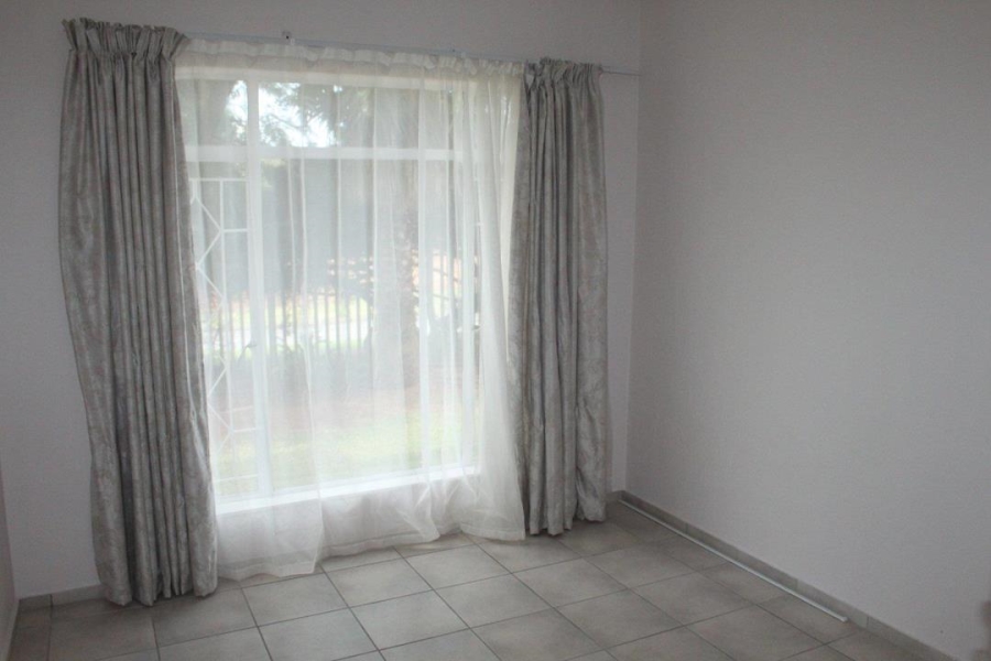 1 Bedroom Property for Sale in Rant En Dal Gauteng