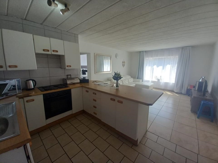 2 Bedroom Property for Sale in Helderkruin Gauteng