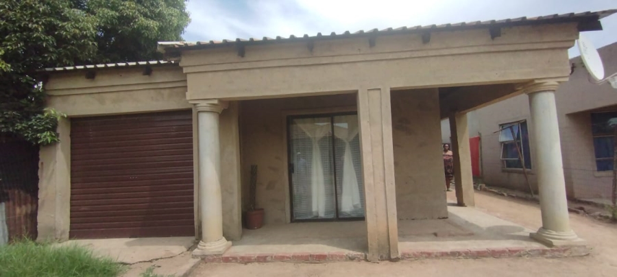 4 Bedroom Property for Sale in Daveyton Gauteng