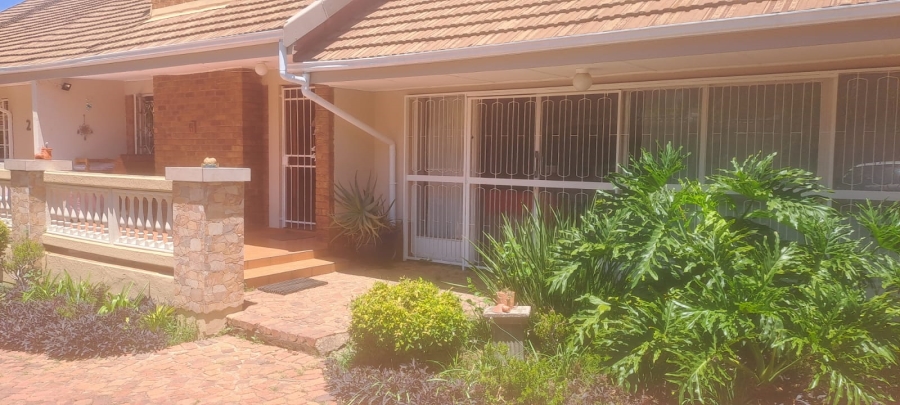 To Let 2 Bedroom Property for Rent in Lakefield Ext 21 Gauteng