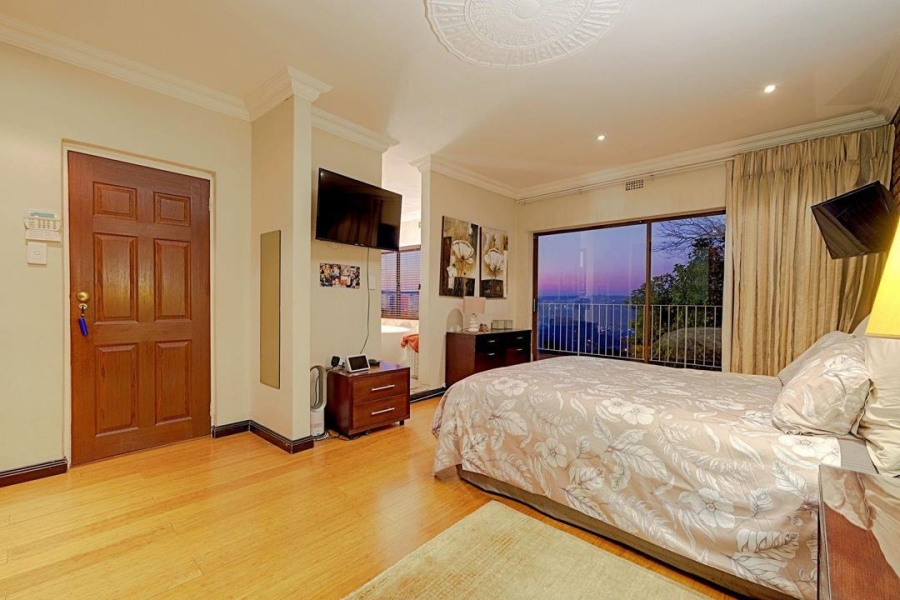 5 Bedroom Property for Sale in Kensington Gauteng