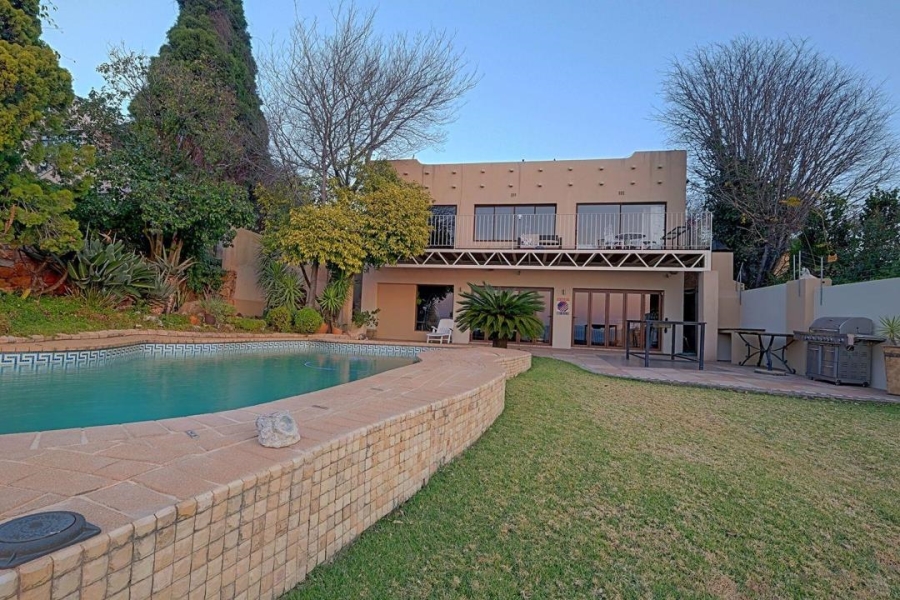 5 Bedroom Property for Sale in Kensington Gauteng