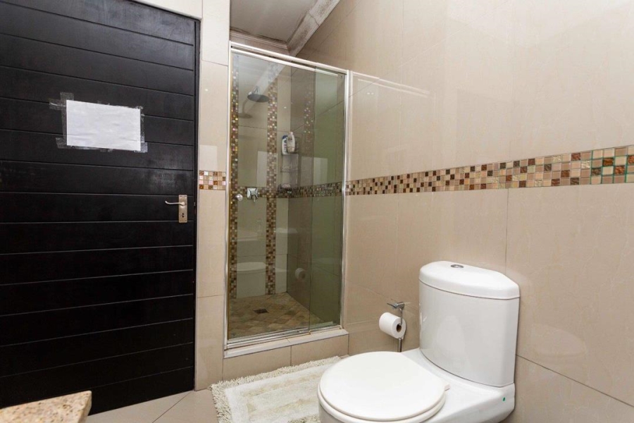 4 Bedroom Property for Sale in Thatchfield Close Gauteng