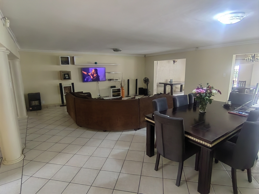 3 Bedroom Property for Sale in The Orchards Gauteng