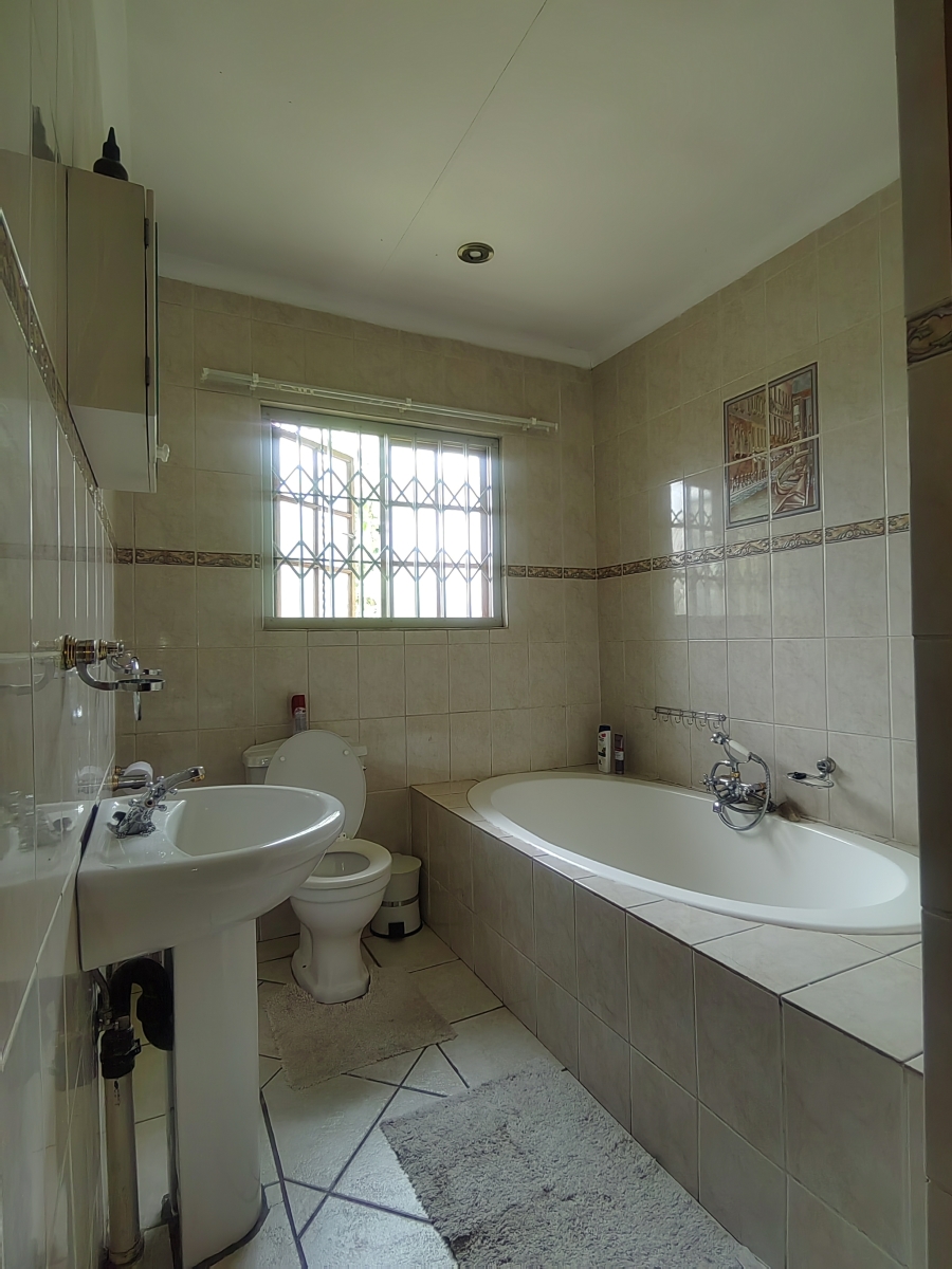 3 Bedroom Property for Sale in The Orchards Gauteng