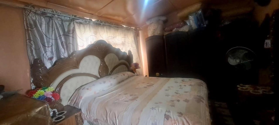 2 Bedroom Property for Sale in Meadowlands West Gauteng