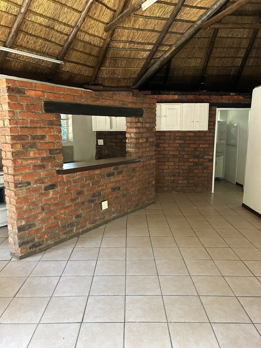 To Let 2 Bedroom Property for Rent in Blue Hills AH Gauteng
