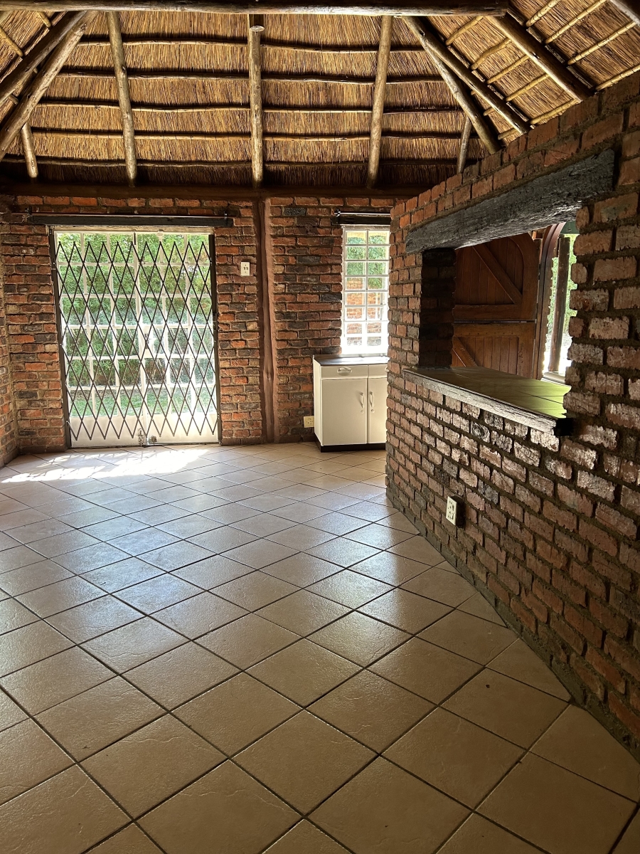 To Let 2 Bedroom Property for Rent in Blue Hills AH Gauteng