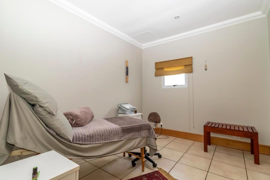 5 Bedroom Property for Sale in Bryanston Gauteng