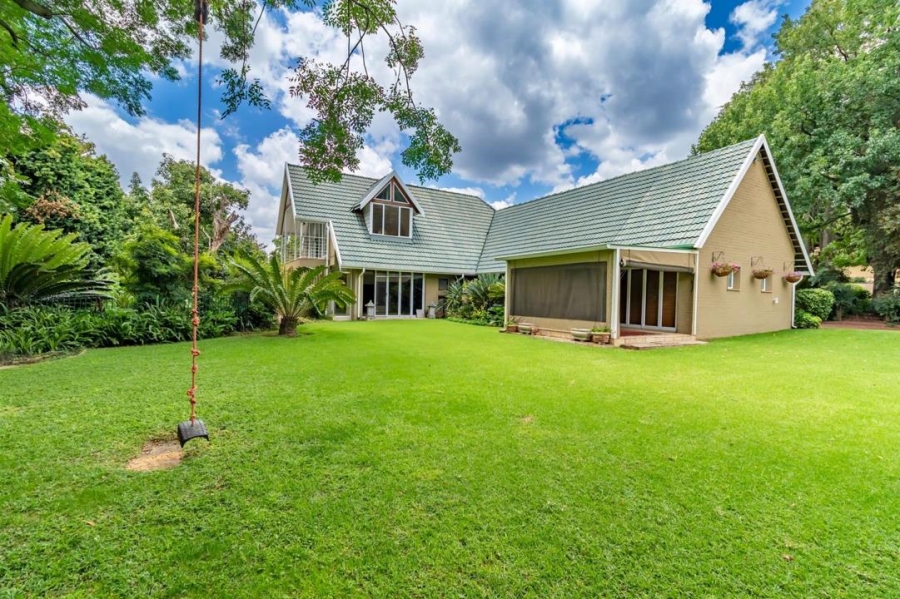 5 Bedroom Property for Sale in Bryanston Gauteng