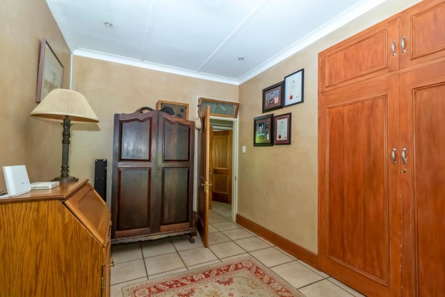 5 Bedroom Property for Sale in Bryanston Gauteng