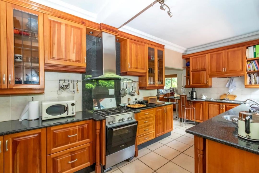 5 Bedroom Property for Sale in Bryanston Gauteng