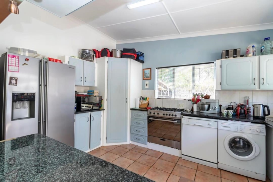 5 Bedroom Property for Sale in Blairgowrie Gauteng