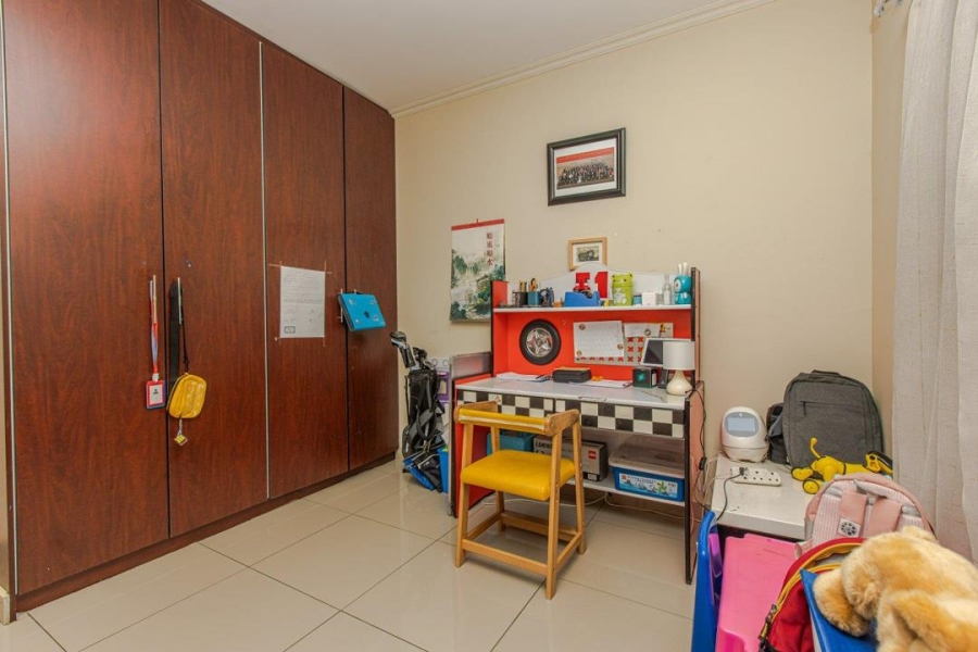 5 Bedroom Property for Sale in Kyalami Hills Gauteng