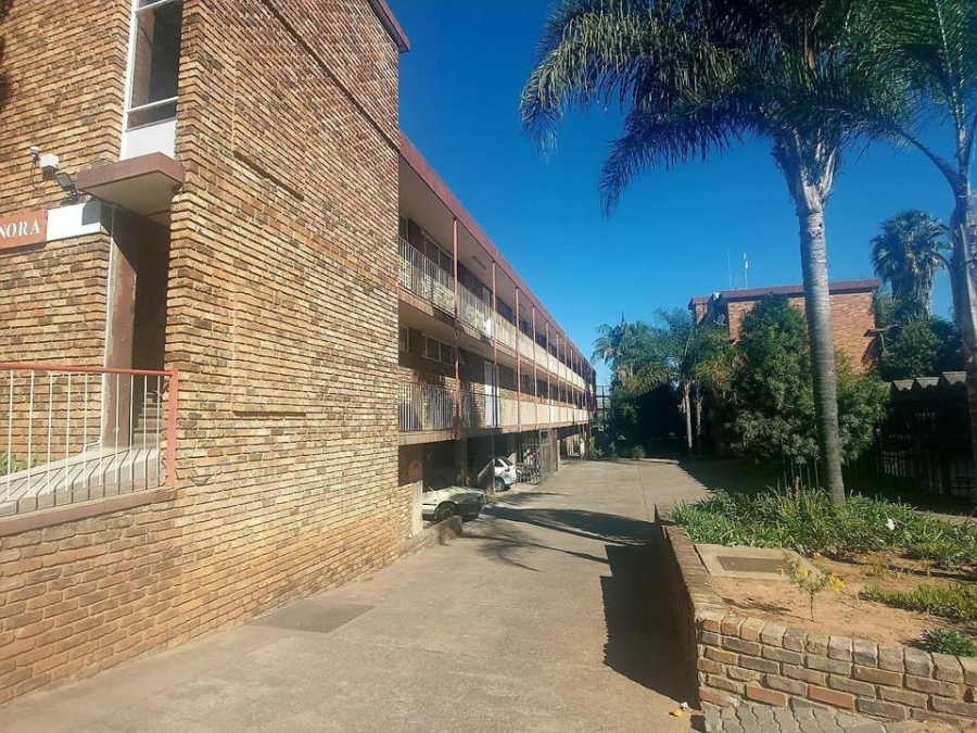 1 Bedroom Property for Sale in Mountain View Gauteng