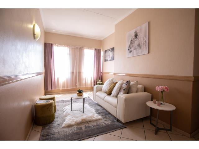 To Let 1 Bedroom Property for Rent in Pretoria Central Gauteng