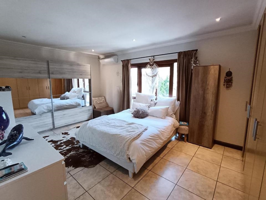 4 Bedroom Property for Sale in Broadacres Gauteng