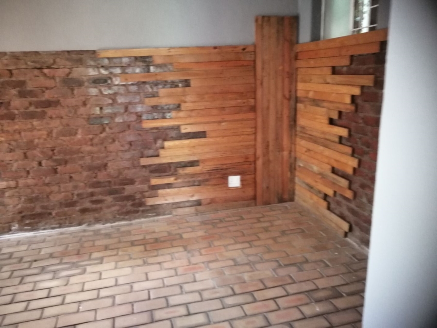 To Let 1 Bedroom Property for Rent in Waterkloof Ridge Gauteng