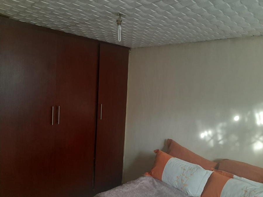 1 Bedroom Property for Sale in Jabavu Gauteng